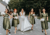 ZUMA DELUXE | Rochii de Nașă pentru Nunți în Stil Minimalist